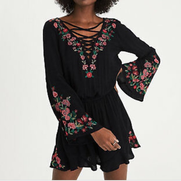 American Eagle Outfitters Dresses & Skirts - NWOT American Eagle Floral Romper with Lace Up